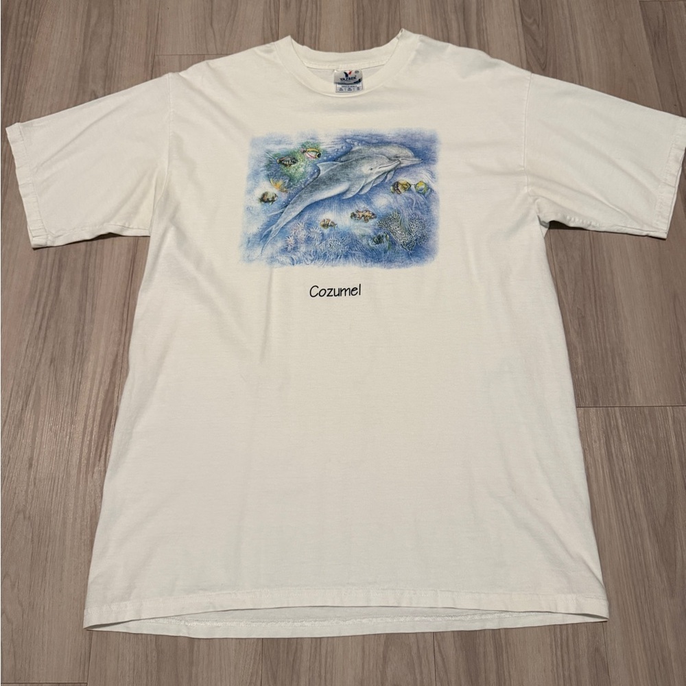 Vintage White T-Shirt Dolphin Graphic